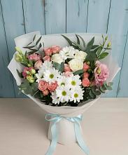 Букет цветов из:  Розы, Лизиантусы и Хризантемы в Задонье