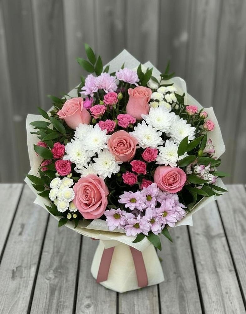 Букет цветов из: Альстромерии, Гвоздики, Розы и Хризантемы в Задонье