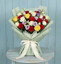 Букет цветов из:  Розы в Задонье