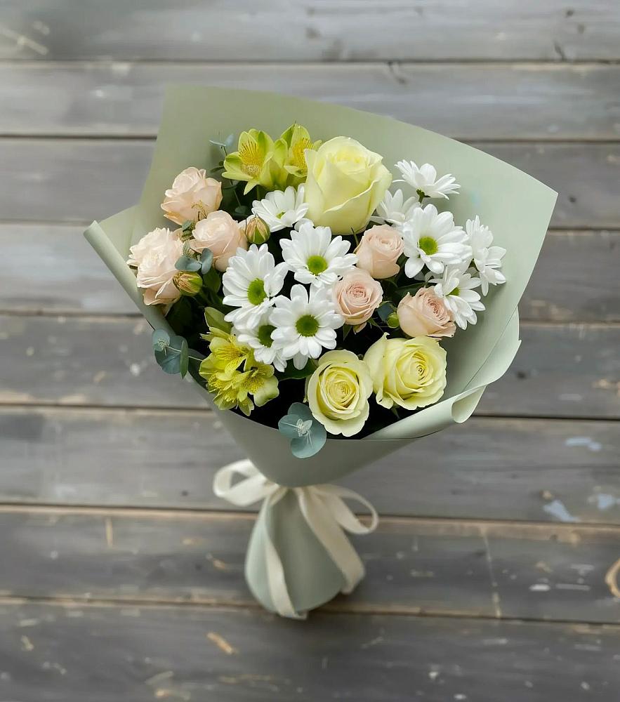 Букет цветов из: Альстромерии, Розы и Хризантемы в Задонье