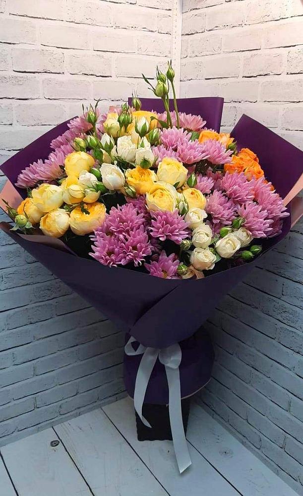 Букет цветов из: Хризантемы и Розы в Задонье