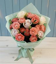 Букет цветов из:  Розы в Задонье