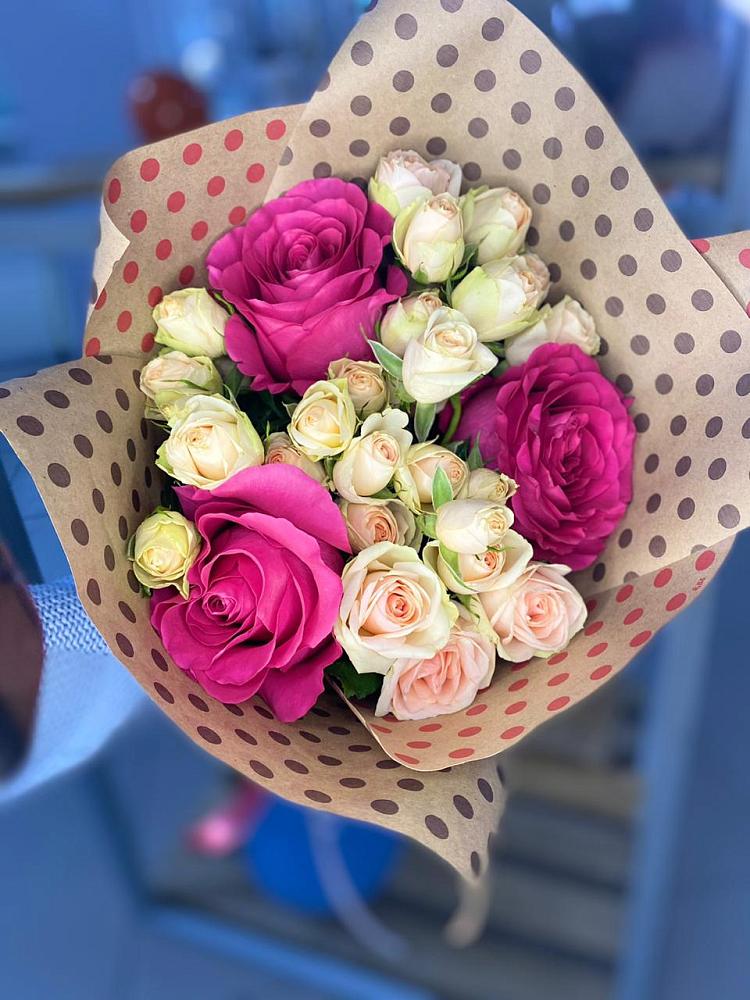 Букет цветов из: Розы в Задонье