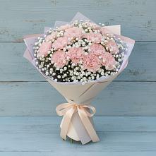 Букет цветов из:  Гвоздики в Задонье