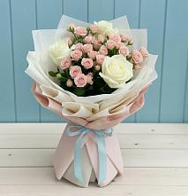 Букет цветов из:  Розы в Задонье