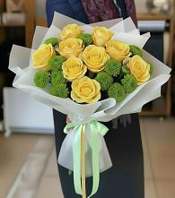 Букет цветов из:  Хризантемы и Розы в Задонье