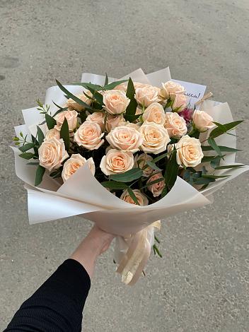 Букет Кремовые розы Латте в Задонье