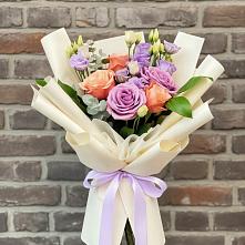 Букет цветов из:  Лизиантусы и Розы #REPLACE_PRED# Задонье