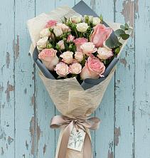 Букет цветов из:  Розы в Задонье
