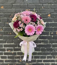 Букет цветов из:  Герберы и Хризантемы в Задонье