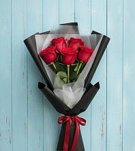 Букет цветов из:  Розы в Задонье