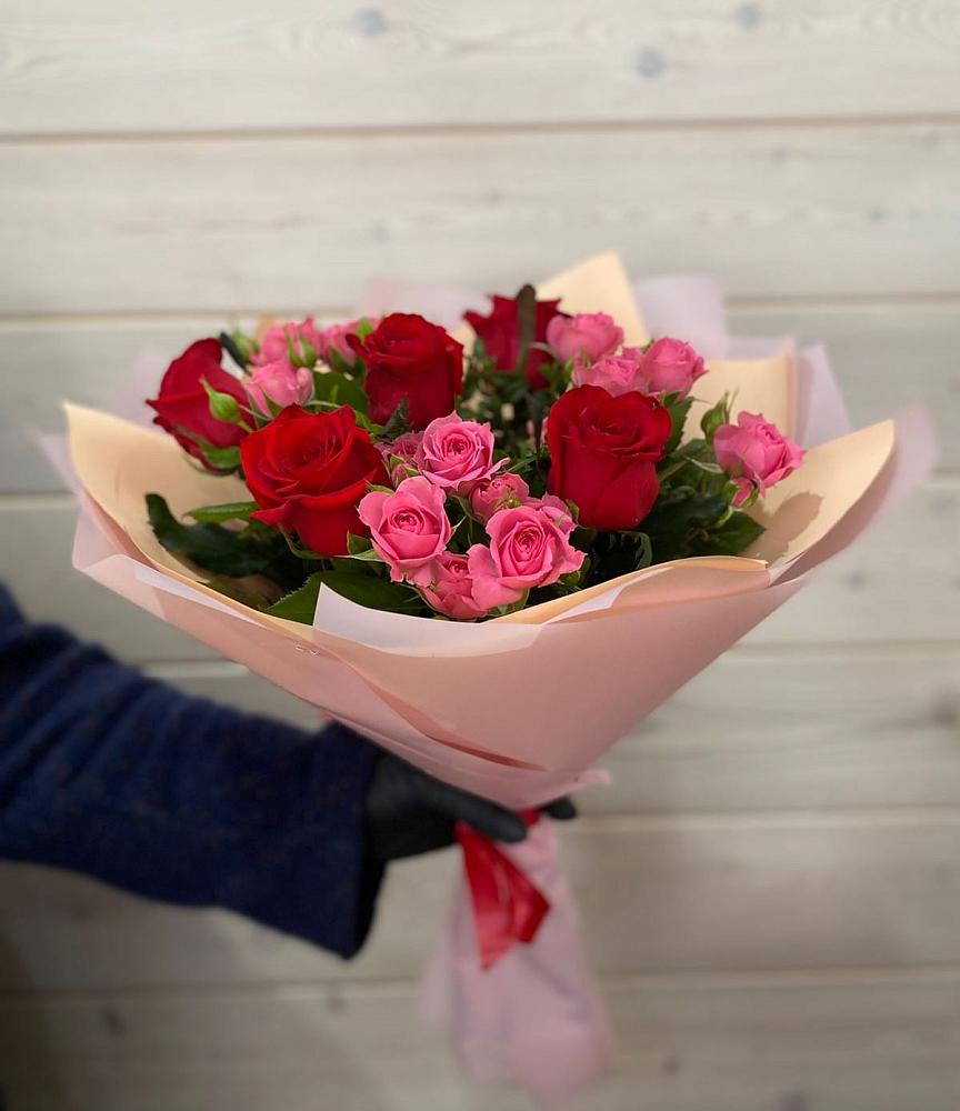 Букет цветов из: Розы в Задонье