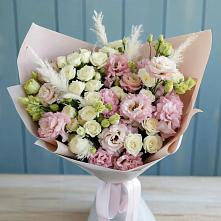 Букет цветов из:  Альстромерии и Розы в Задонье