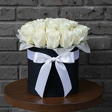 Цветочная композиция из Розы в шляпной коробке #REPLACE_PRED# Задонье